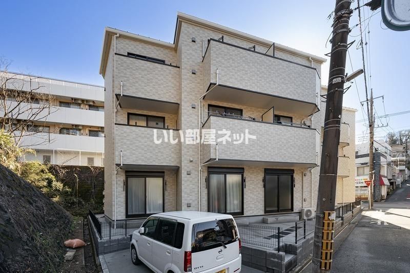 アザーレ・ディオン三田の外観画像