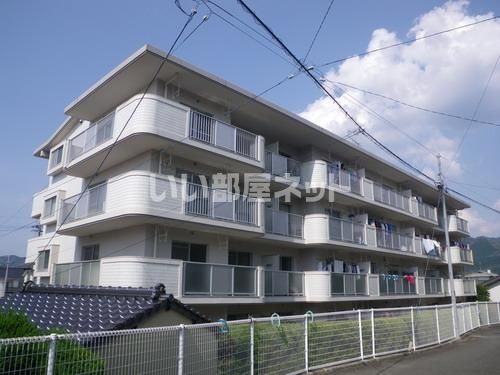 ファミール篠栗の外観画像