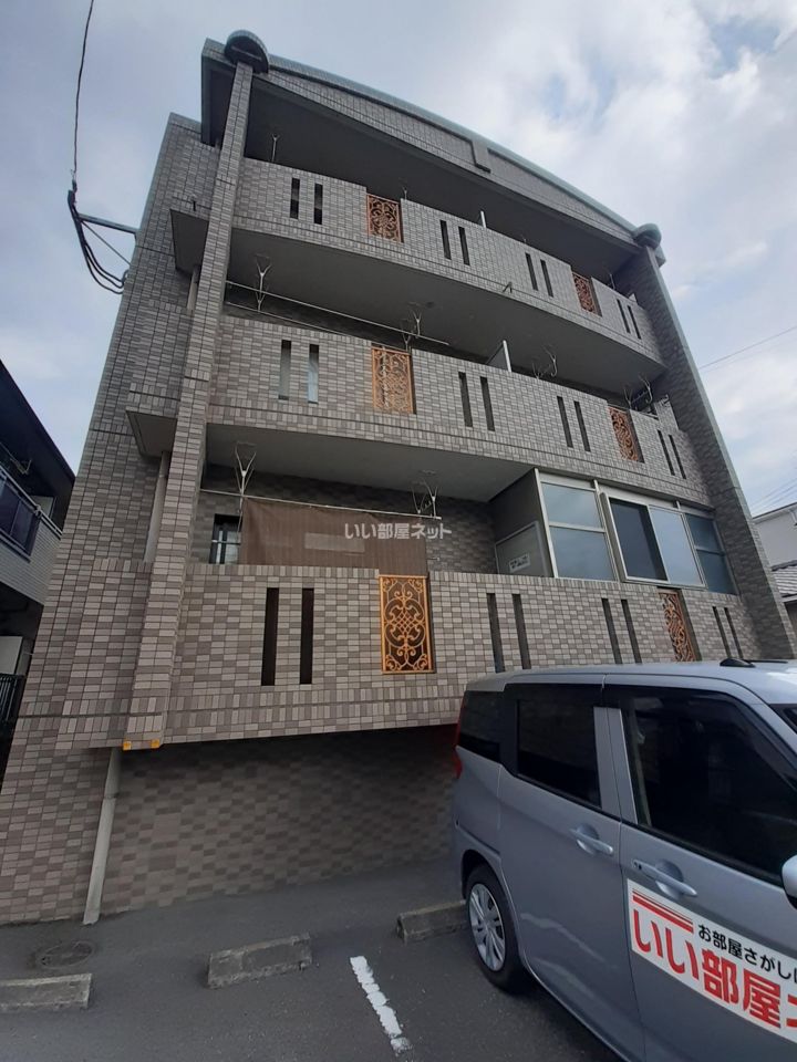 ドミール・ジュネスの外観画像