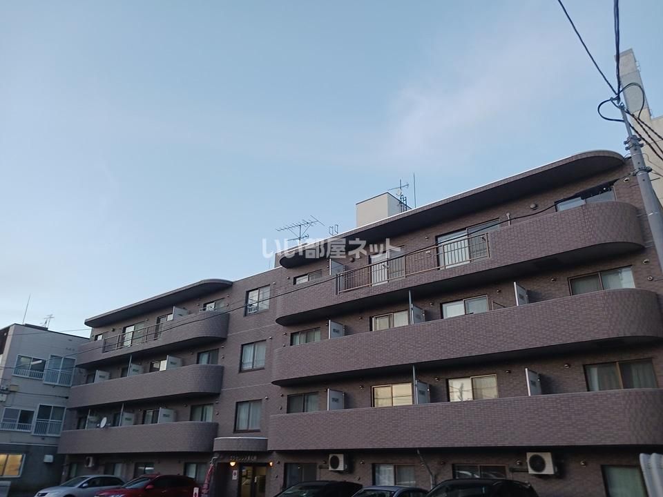 エクセレンス東札幌の外観画像