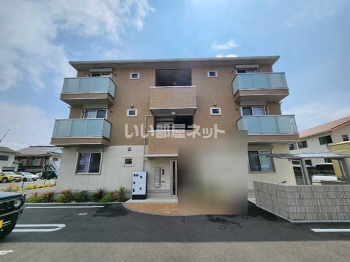 フォレスト和泉A棟の外観画像