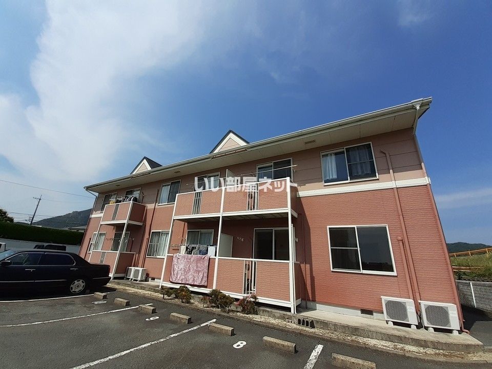 ファミールロジュマンAの外観画像