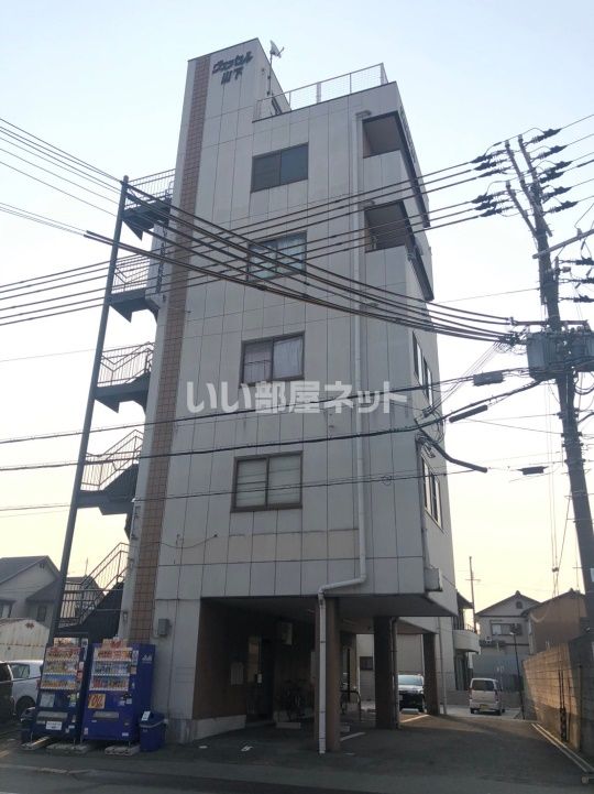 ヴェッセル山下の外観画像