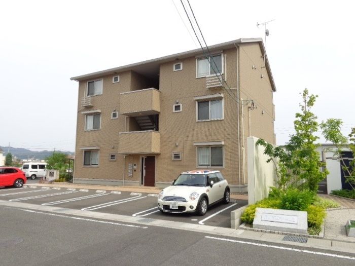 キャルル A棟の外観画像