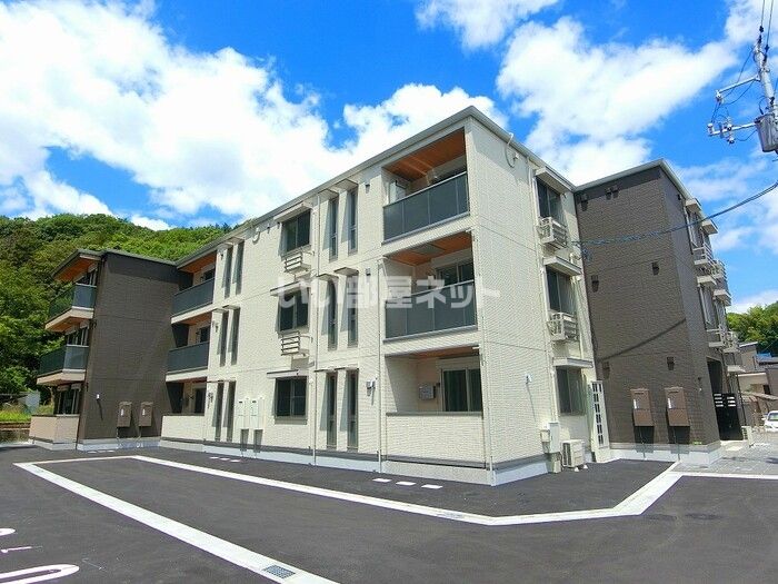 メゾン ボヌール大町の外観画像