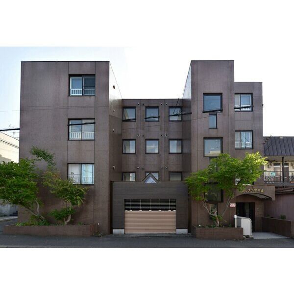 セレステ宮の森の外観画像