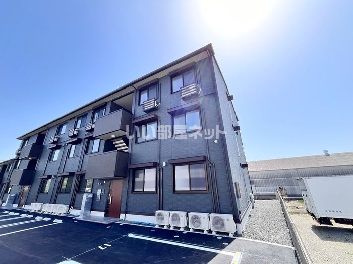 LUSSOⅣ B棟の外観画像