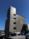 コムズ学園前の外観画像