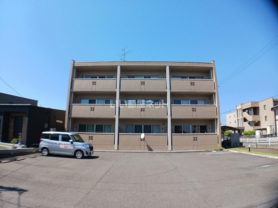 I.S.M IIの外観画像