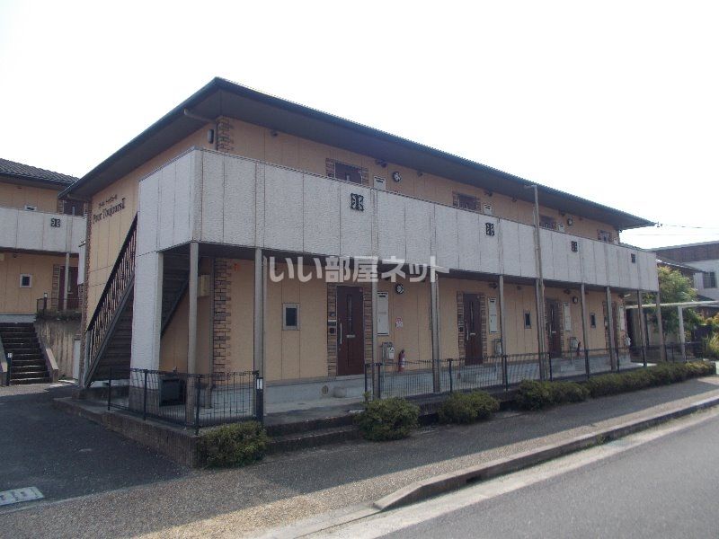 プールトゥジュール II棟の外観画像