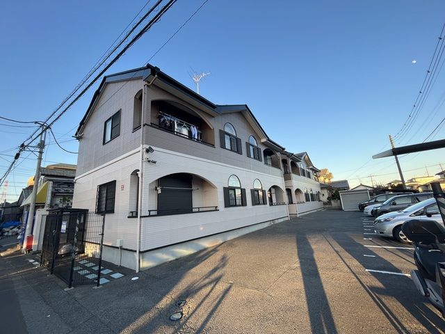 アン・シャーリーの外観画像