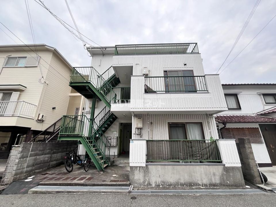 YKハイツ西明石南町の外観画像