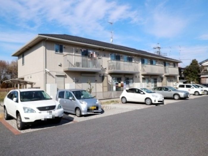 プラシデス B棟の外観画像