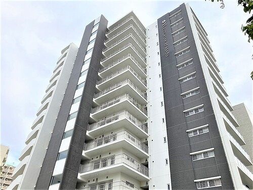 ワイズエステムコート安里国際通りの外観画像