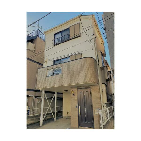 三軒茶屋2丁目貸家の外観画像