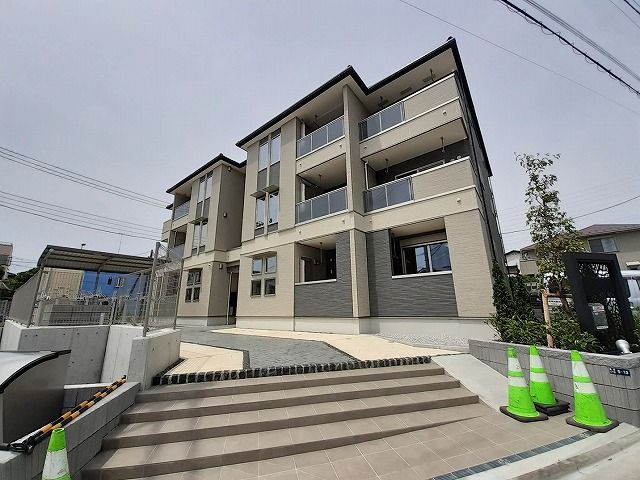 グリシーヌの外観画像