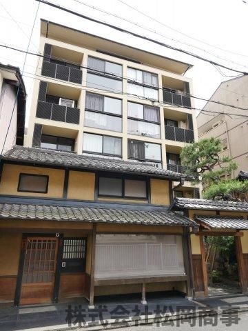ヴィラスタジオーネ御所南の外観画像