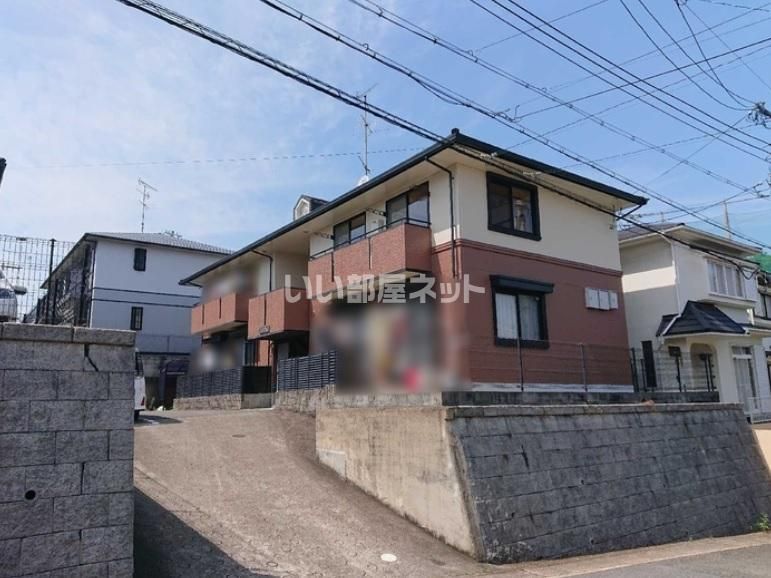 ハイカムール八科 B棟の外観画像