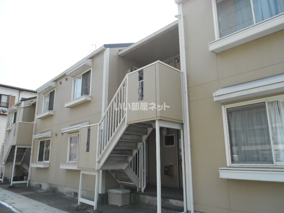 ロイヤルハイツ神宮の外観画像