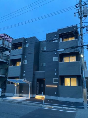 Regalest Grace 富町(レガリスト グレイス トミマチ)の外観画像