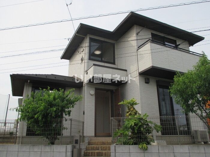 長作町貸家の外観画像