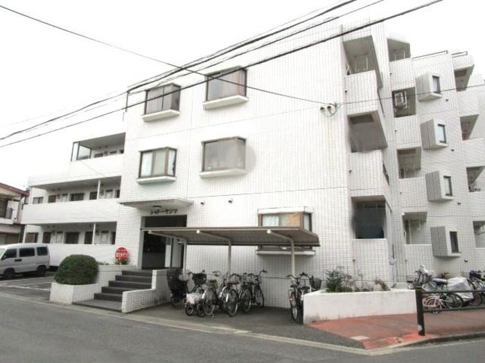 シャトーヤジマの外観画像