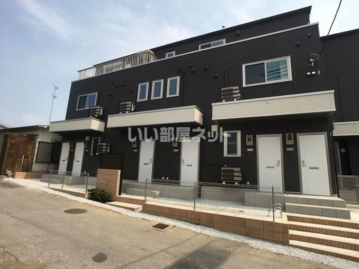 リヴェールヴィラの外観画像