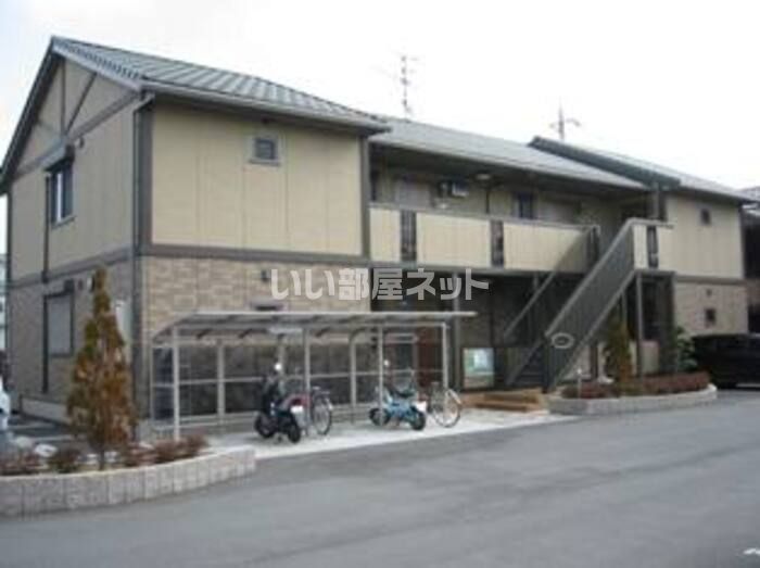 ロイヤルヴィレッジ B棟の外観画像