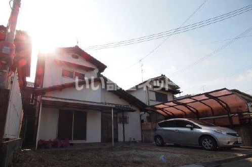 上中戸建ての外観画像