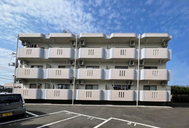 イースト207の外観画像