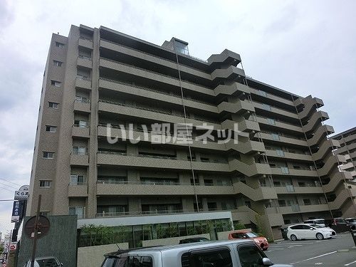 サーパス宮西の外観画像