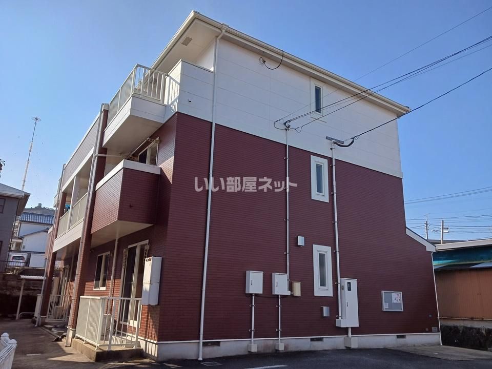 ジュネス・シックの外観画像