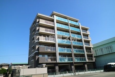 プラムフィールド東櫛原の外観画像