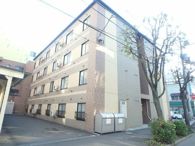 FINE BOXの外観画像