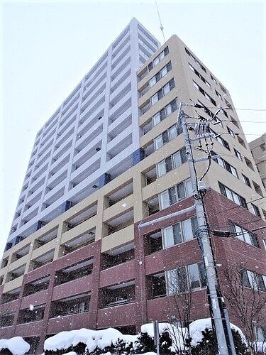 グランアルト福住オーヴェスト棟の外観画像