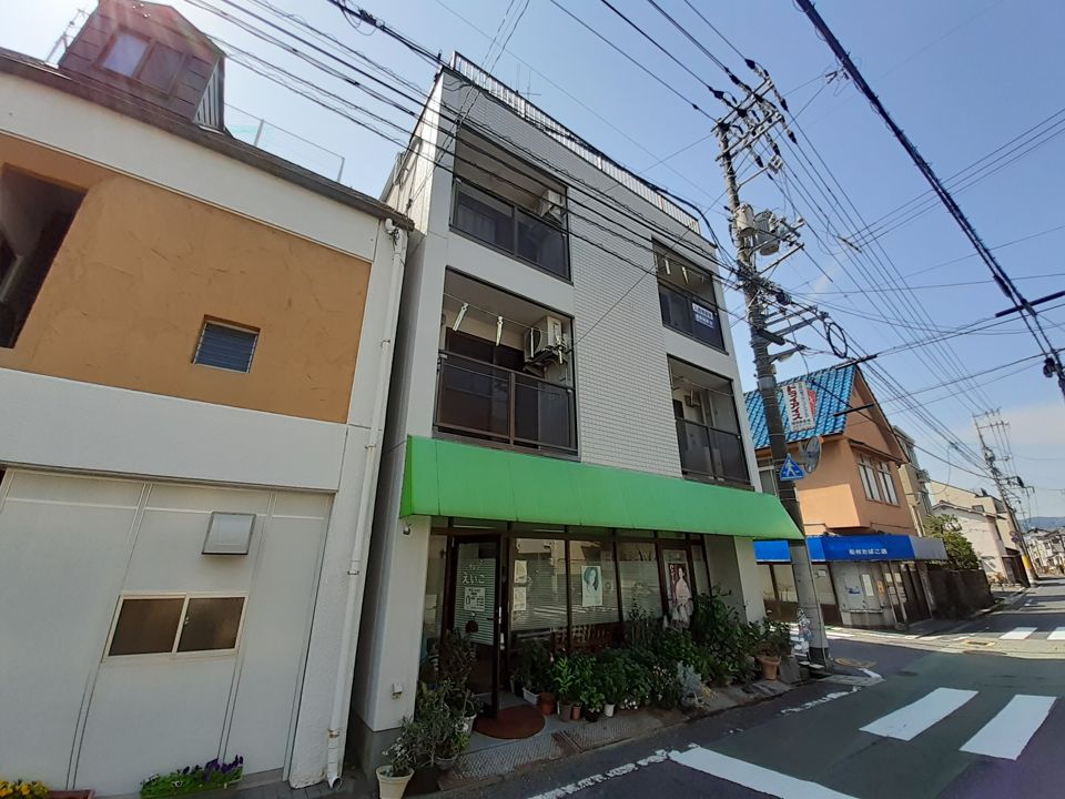 リエマビルの外観画像