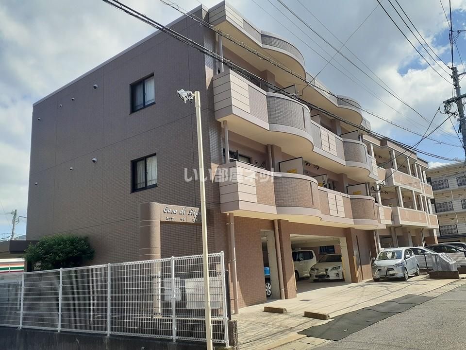 カーザ ディ リポーゾの外観画像