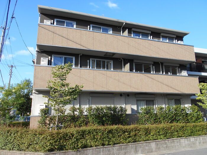 プレザントシティー長久手の外観画像