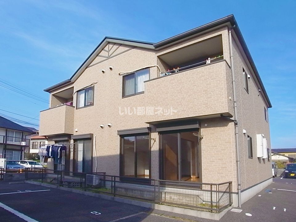 フィールド・イン湯川ⅡBの外観画像