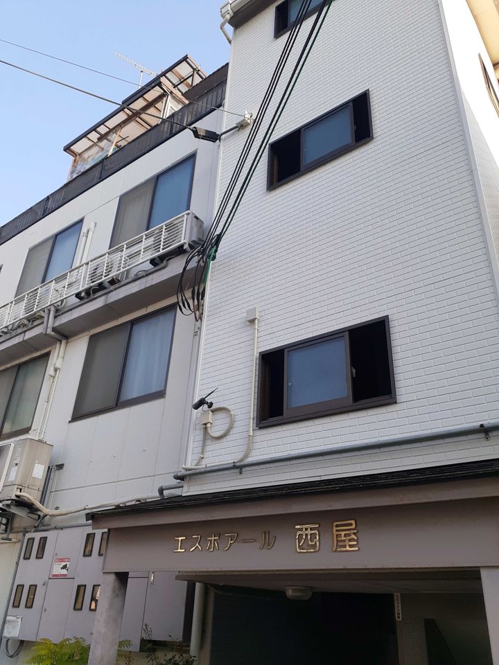 エスポアール西屋の外観画像