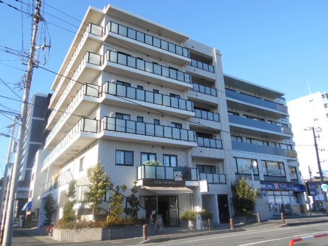 CASA Y BELLALUCHEの外観画像
