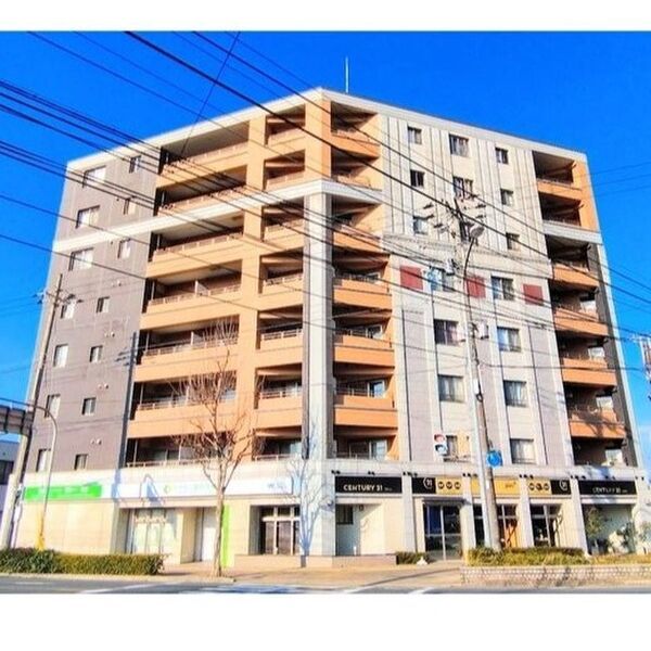 クリスタルグランツ西大路三条の外観画像