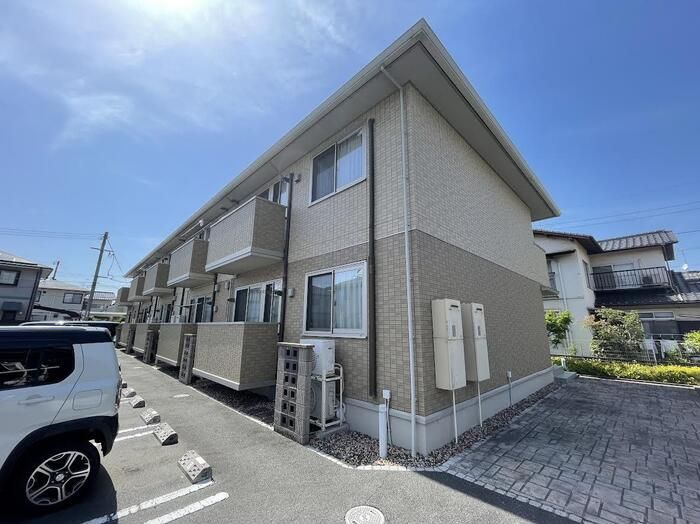 ジョイフルタウン西岡の外観画像