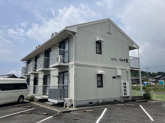 メイゾンベルサ B棟の外観画像