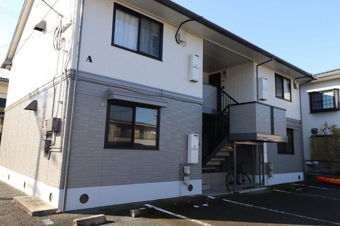 ルミエール楡木 A棟の外観画像