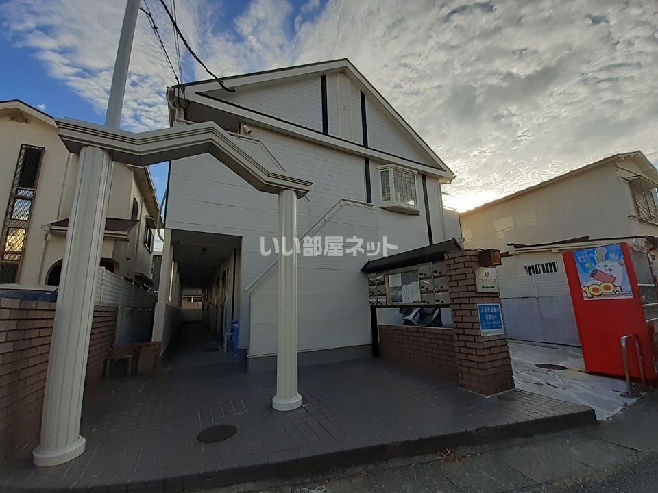 ウエストパレスⅠの外観画像