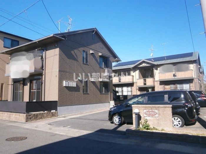 サン フローラ C棟の外観画像