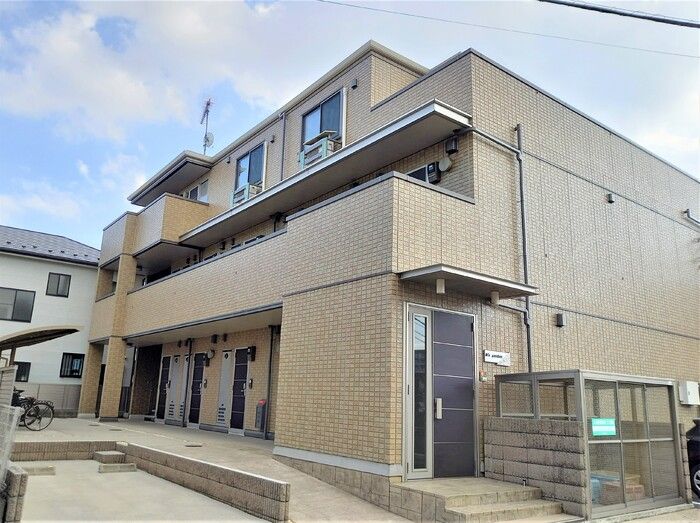 M'Sgardenの外観画像