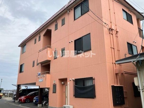 リバーハイツの外観画像