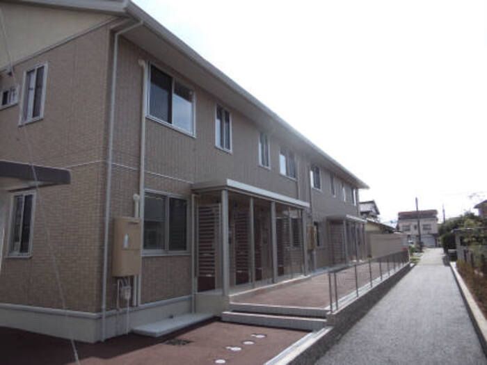 ジュネス向新庄ⅡAの外観画像